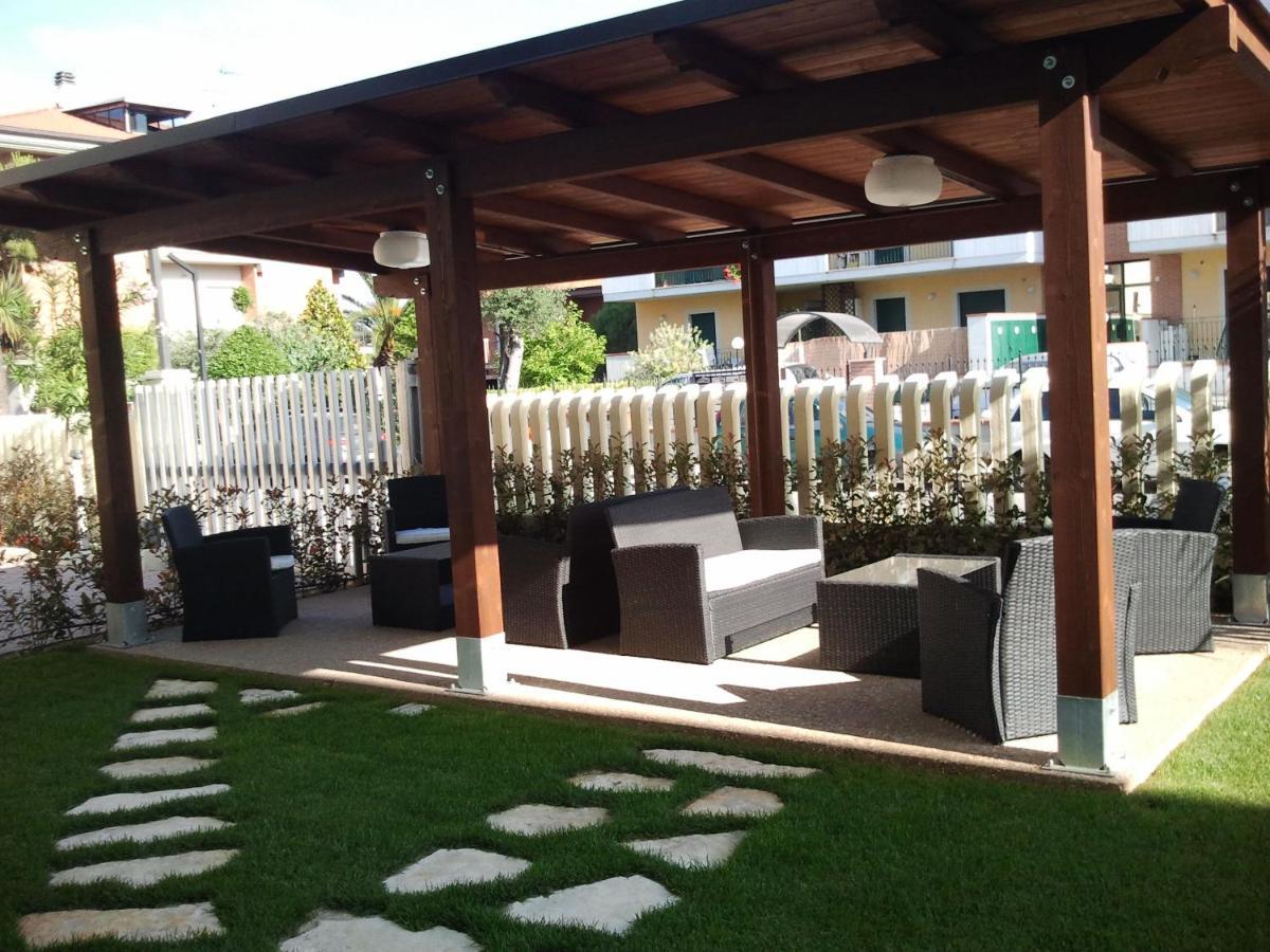 מרטינסיקורו Acquamarina B&B מראה חיצוני תמונה